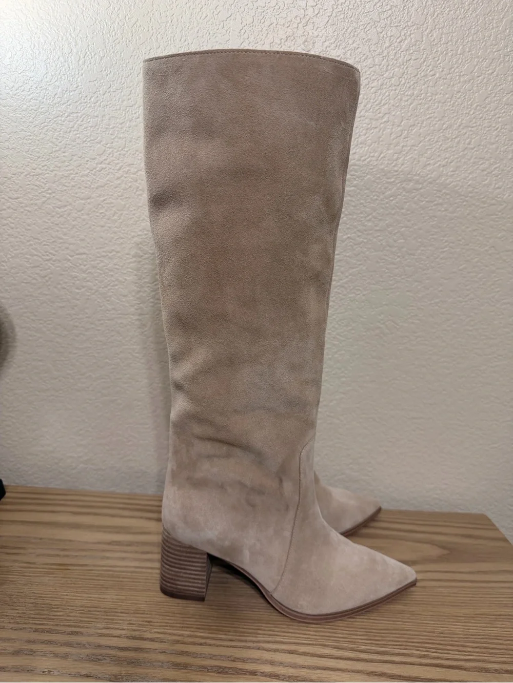 Vince Camuto Lumina Women's Over-the-Knee Suede Boots size 6.5 like new